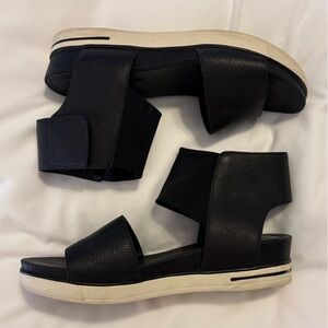Eileen Fisher Sandals women’s size 9